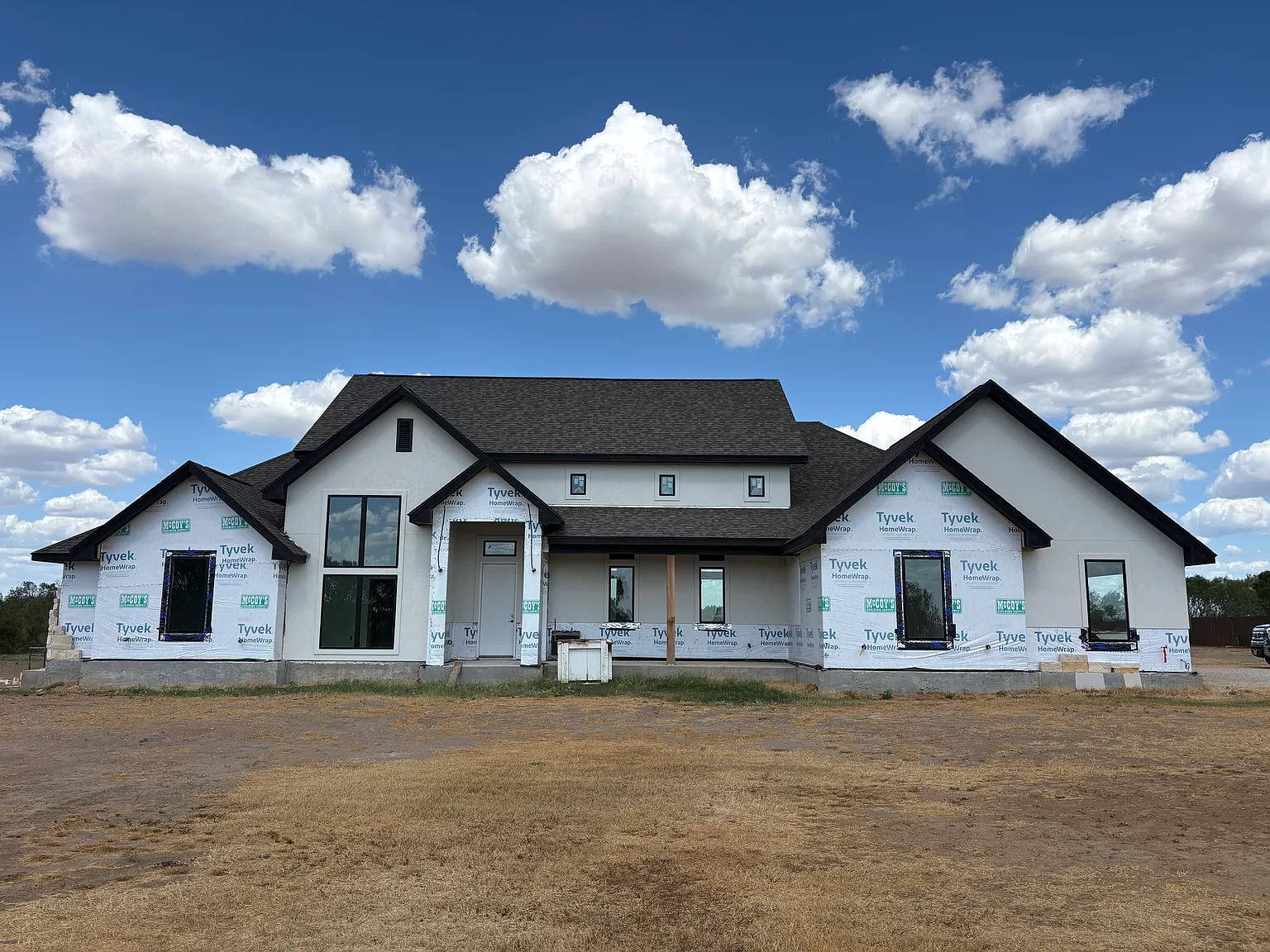 4 bed, 3.5 bath, 2850 sqft, $4,995 — Photo 4
