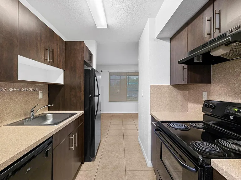 13 S Royal Poinciana Blvd #14 — Photo 4