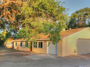 10 Loboy Dr, Peralta, NM 87042