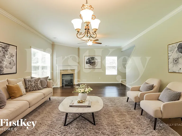 7009 Elm Crest Cir — Photo 4
