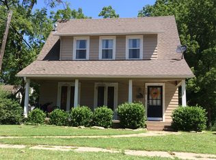 110 E Main St, Augusta, KS 67010