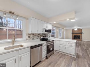 8016 Stillbrooke Rd, Manassas, VA 20112