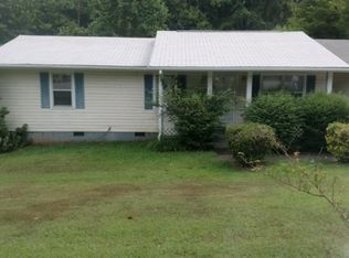 1026 Pine Trl, Halifax, VA 24558