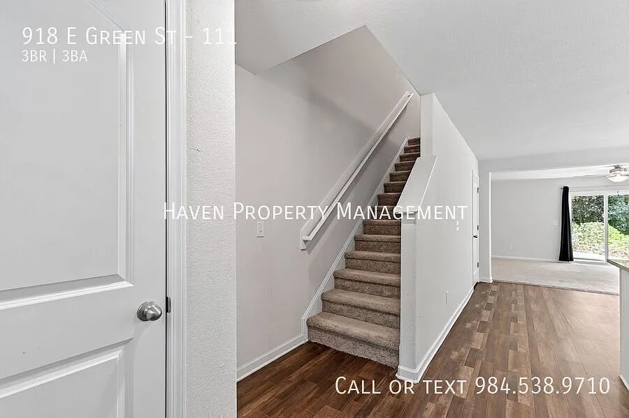 3BR Cul-de-Sac Townhome in Franklinton! — Photo 2