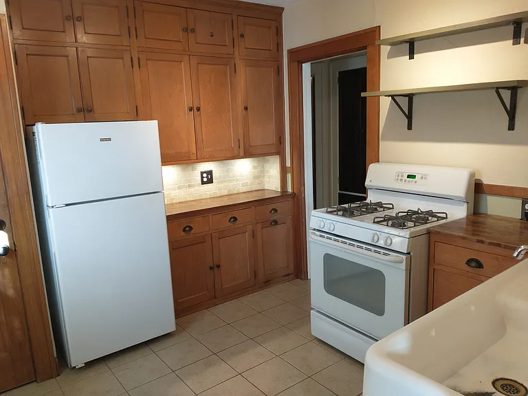 1315 29th Ave NE #1 — Photo 15