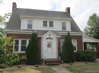 319 N Main St, Winchester, IL 62694