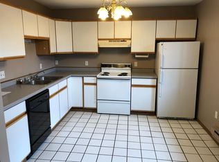 1323 Caledonia St, La Crosse, WI 54603