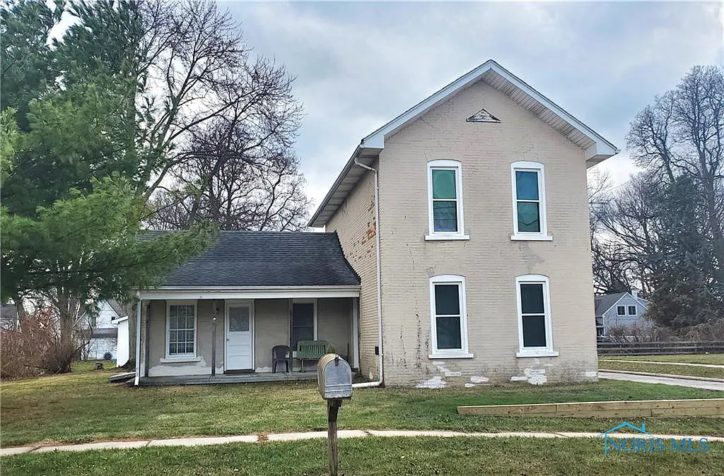 7135 Railroad St photo 1