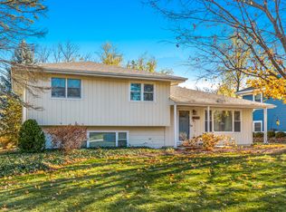 4045 Glendenning Rd, Downers Grove, IL 60515