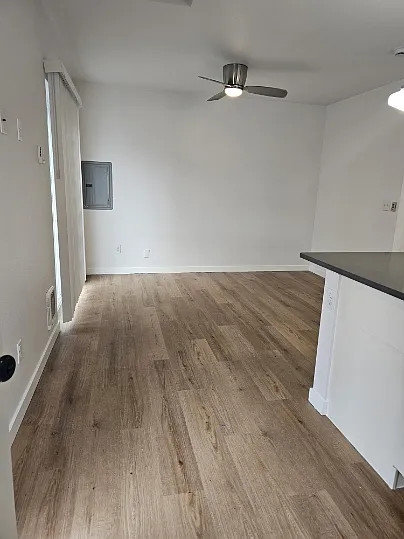 Gravelly Lake Brownstones — Photo 36