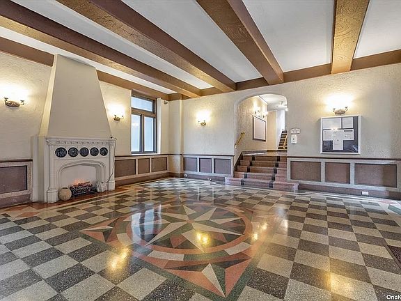 3rd image of 8384 116th St APT 2C