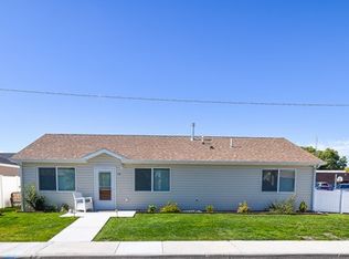 570 S Ferris St, Powell, WY 82435