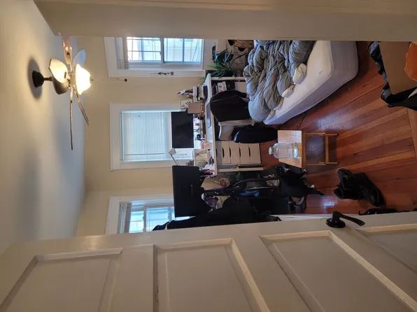 332 Beacon St, Somerville, MA