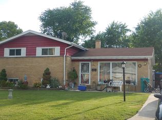 542 Iroquois Rd, Hillside, IL 60162