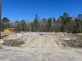 428 Windermere Rd, Hubert, NC 28539