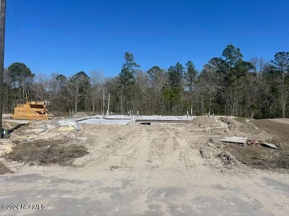 428 Windermere Road, Hubert, NC 28539