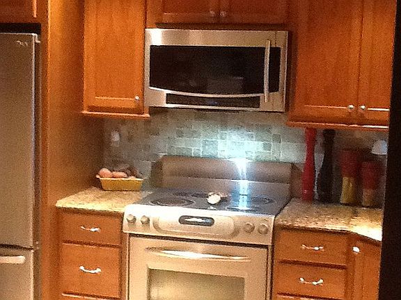 5th image of 14 Birchwood Dr