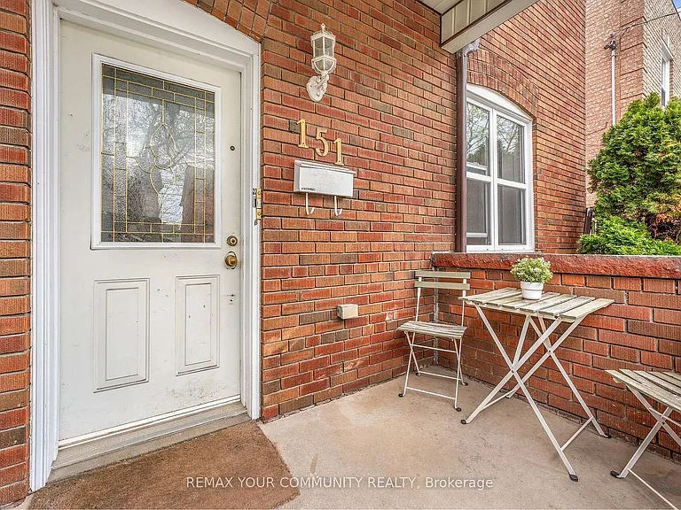 151 Dovercourt Rd #1 — Photo 1