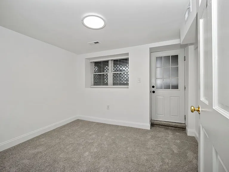 1755 T St NW #2 — Photo 21