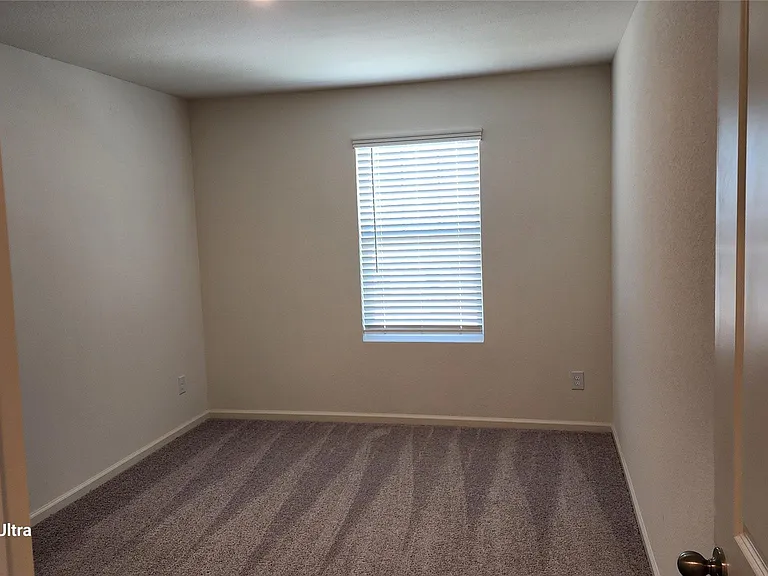 27215 Blue Pool Dr — Photo 23