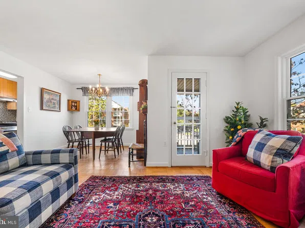 1104 Belle View Blvd APT B2, Alexandria, VA 22307