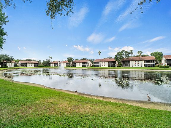 3rd image of 10439 S Circle Lake Dr APT 202