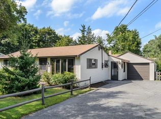 163 E Bacon St, Plainville, MA 02762