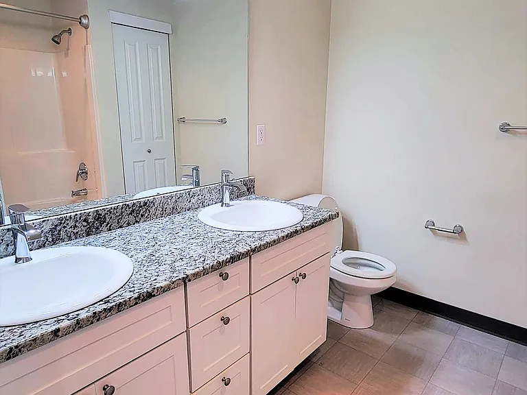 6215 Parker Rd E #6 — Photo 8