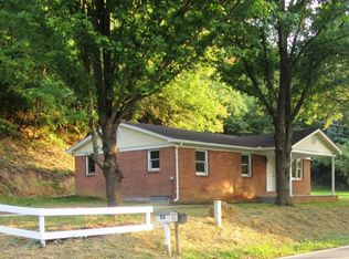 1334 Narrows Rd, Narrows, VA 24124