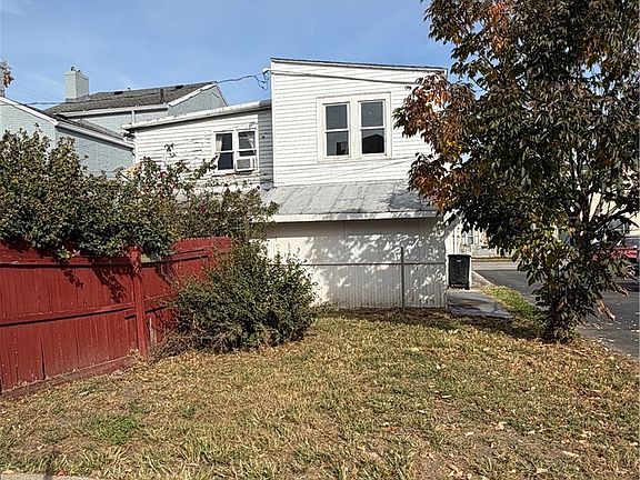 4th image of 218 E Third Street