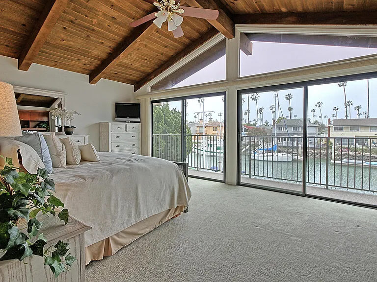 2765 Seahorse Ave — Photo 14