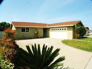 2nd image of 139 Tropicana Dr
