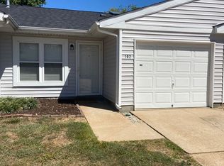 102 Inverness Dr, Valley Park, MO 63088