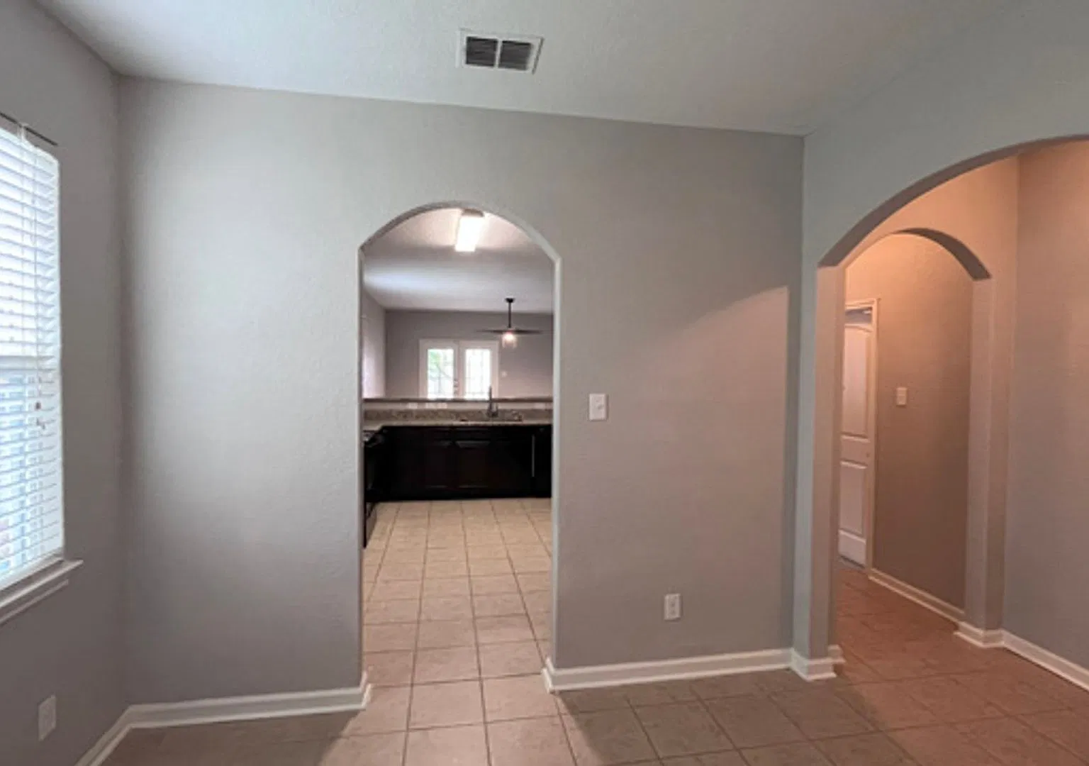 7063 Capeshaw, San Antonio, TX 78252 — Photo 3