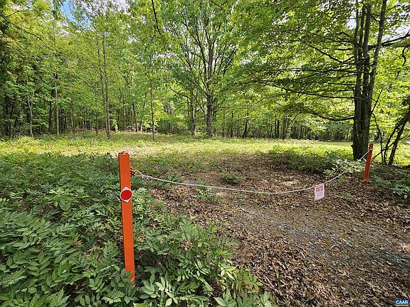 4th image of Pond Rd