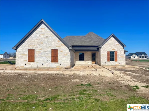 11180 Golden Eagle Ave, Salado, TX 76571