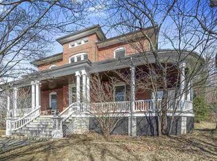 784 S Brae Burn Pl, Staunton, VA 24401