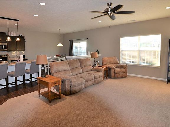 5th image of 8276 Templederry Dr