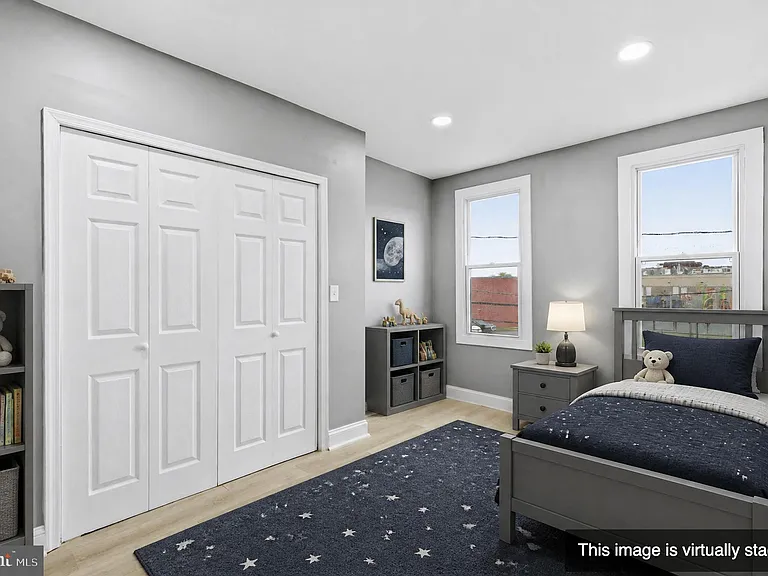 1651 Darley Ave — Photo 8