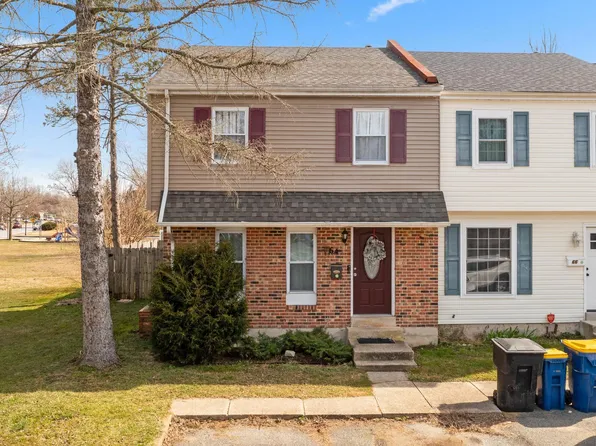 64 Forest Creek Dr, Dover, DE 19904