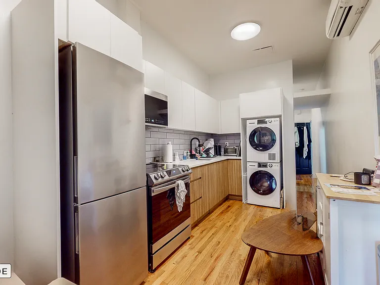 248 Driggs Ave #3L — Photo 3
