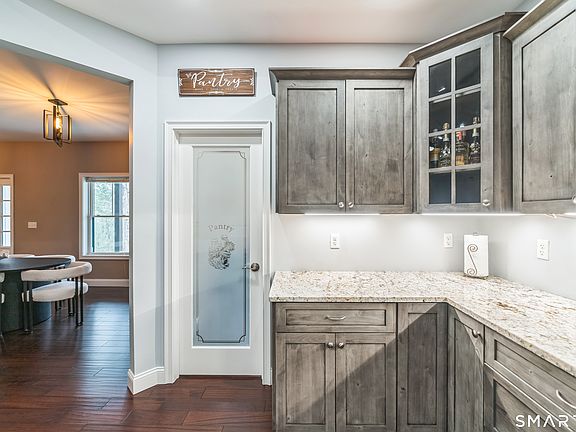 4th image of 604 Wildcat Hill Road