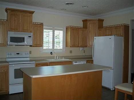 4th image of 453 Lochmere Dr