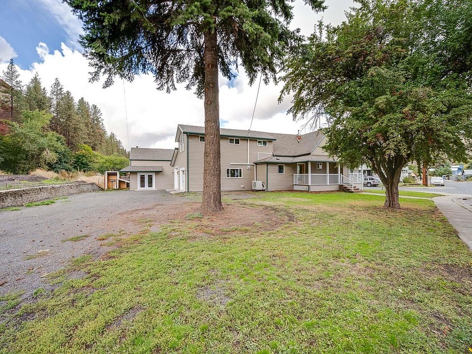 703 N 1st St, Colfax, WA 99111 Zillow