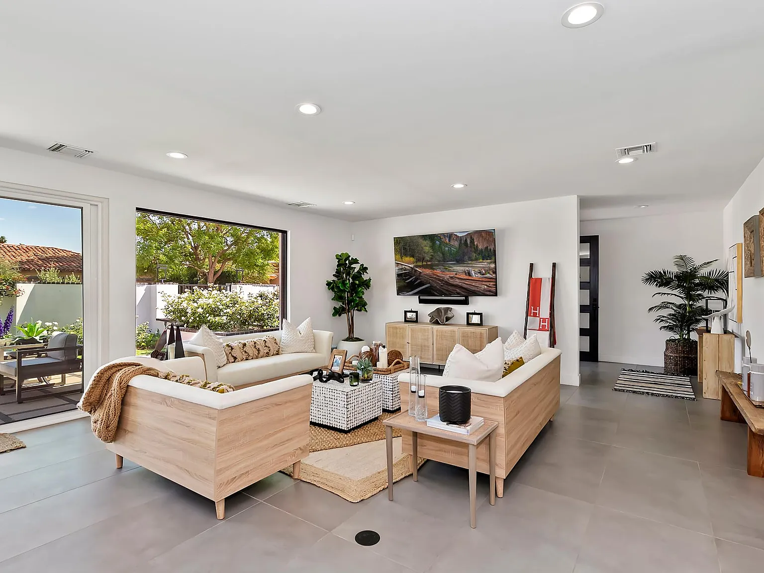 49155 Avenida Fernando — Photo 4
