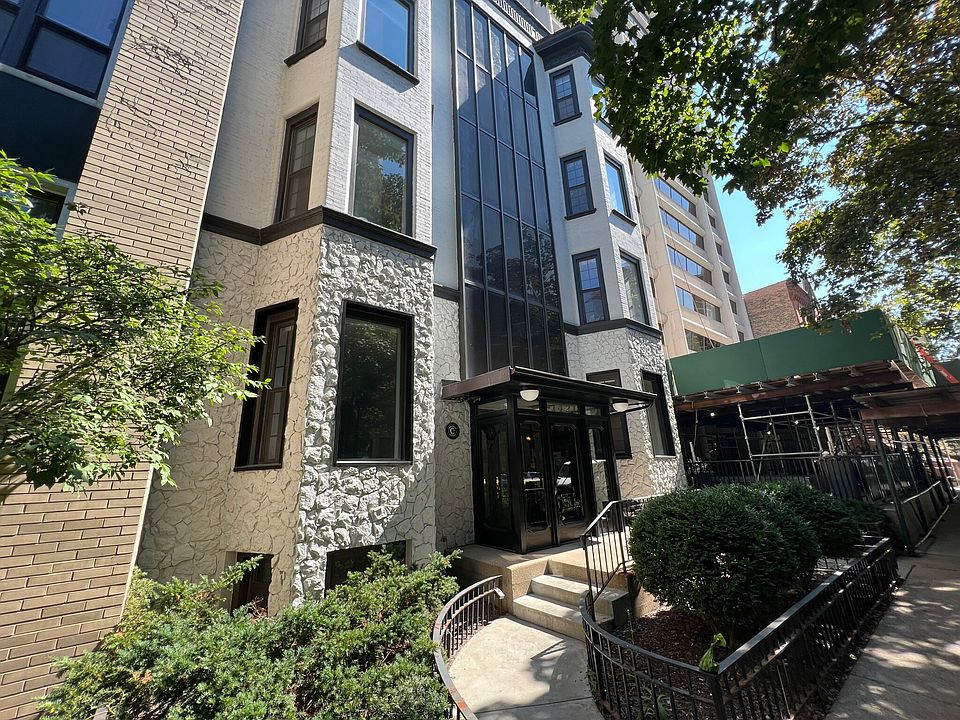 1st image of 1422 N Dearborn St #104