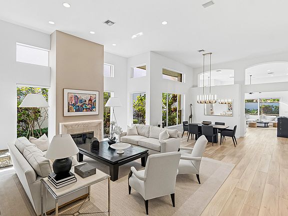 4th image of 6213 NW 21st Ct