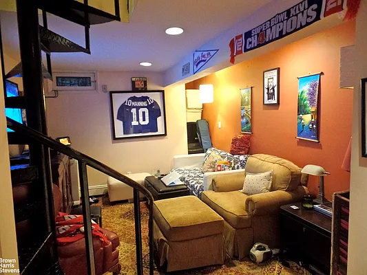 Rented by Brown Harris Stevens | media 12