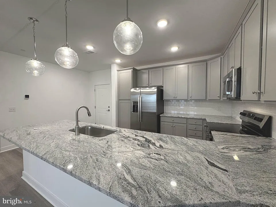 Stunning kitchen with stainless steel appliances