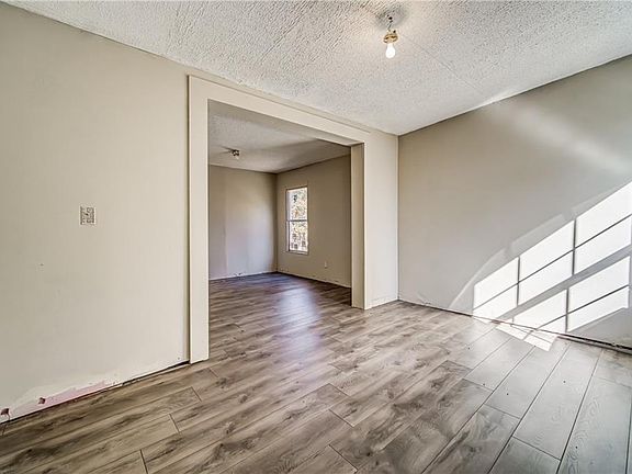 5th image of 217 Lankford Dr